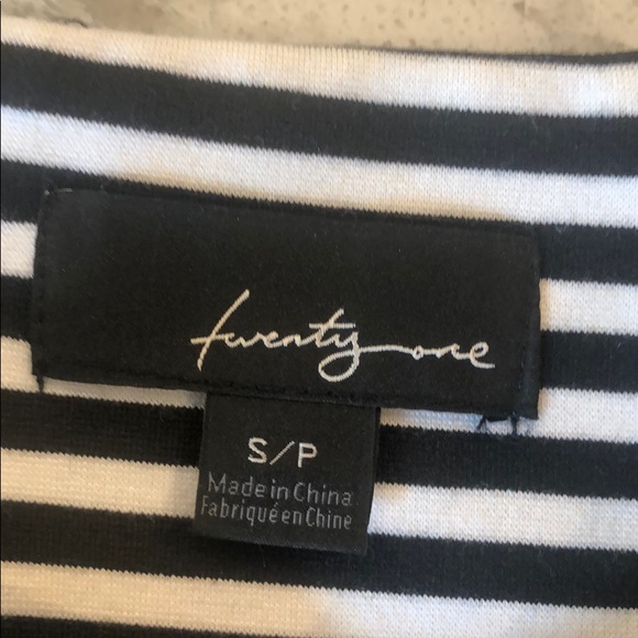 Skirt - Picture 3 of 3